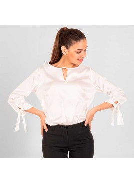 Blusa de trabajo blanca elegante de mujer para hoteles de manga larga