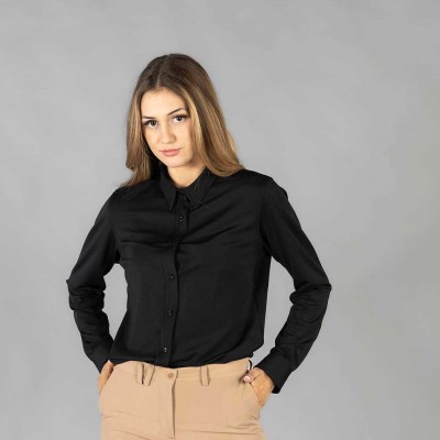 Camisa para la hostelería de mujer elástica suave y elegante negra