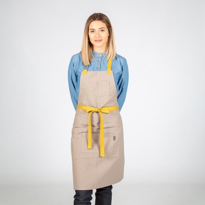 Delantal hosteleria antimanchas con peto y hebilla Garys 100014 gris