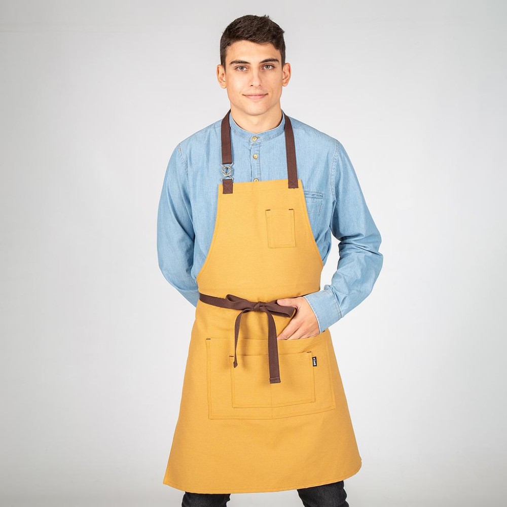 Delantal hosteleria antimanchas con peto y hebilla Garys 100014 albero