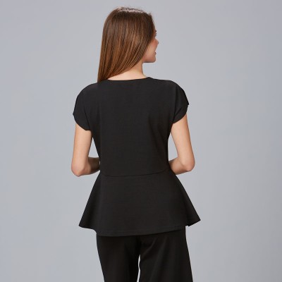 Blusa para peluquera con abertura en vuelo veza Garys 600026 Negra