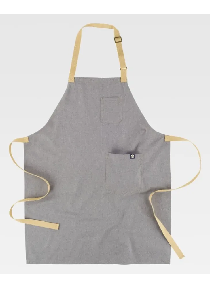 Delantal de camarero con peto en tejido de espiga gris