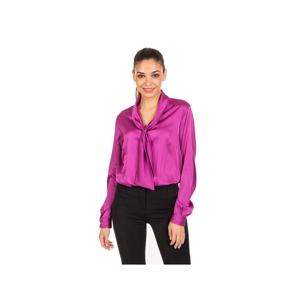 Blusa de trabajo de satén